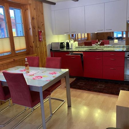 Haus Alpenperle Lägenhet Saas-Almagell Rum bild
