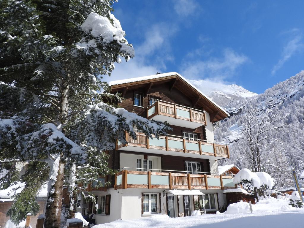 Haus Alpenperle Lägenhet Saas-Almagell Exteriör bild