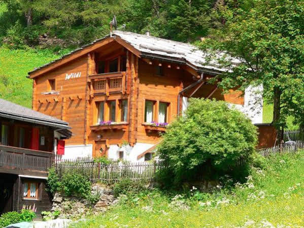 Haus Alpenperle Lägenhet Saas-Almagell Exteriör bild